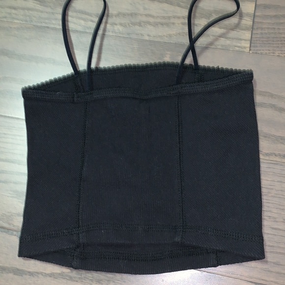 Abercrombie & Fitch Cropped Black Tank Top - Picture 3 of 4